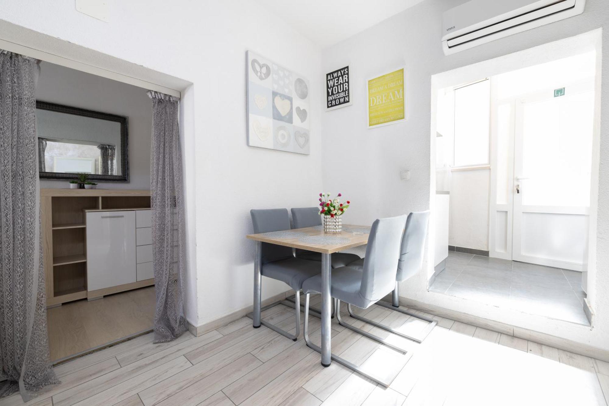 Apartments Antea Makarska Extérieur photo